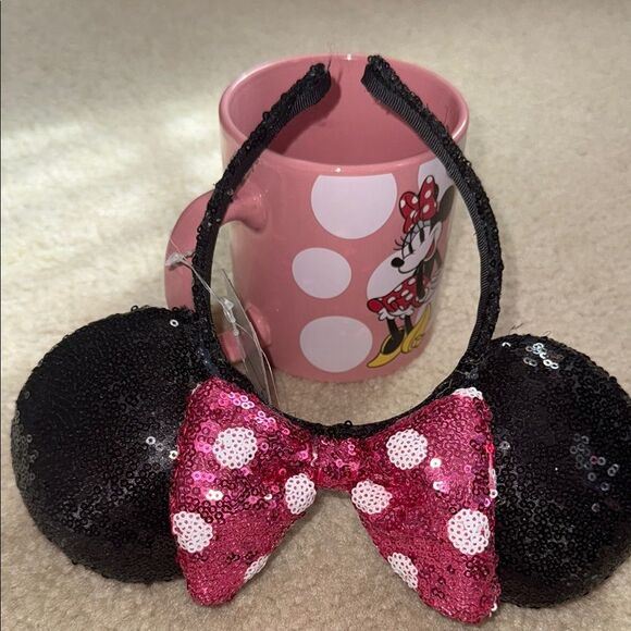 Disney Minnie Mouse Black Sequin Ears with Pink Bow headband with coffee mug NWT - Picture 1 of 7
